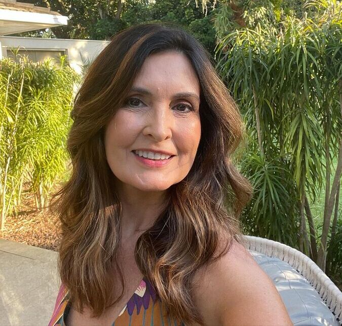 Fátima Bernardes anuncia retorno ao <i>Encontro</i> após cirurgia no ombro