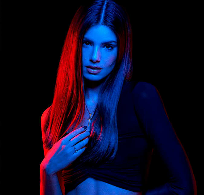 Camila Queiroz comemora sucesso de <I>Verdades Secretas</i> e se despede de Angel: <I>Histórica, vou me lembrar para sempre</i>