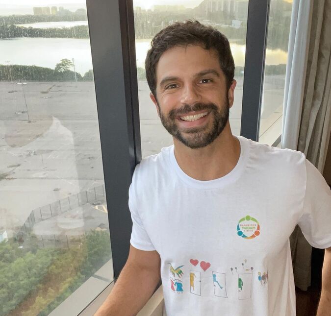 Duda Nagle retorna às telas da <i>Record TV</i> com a novela <i>Reis</i> e internautas reagem: <i>Começa logo</i>