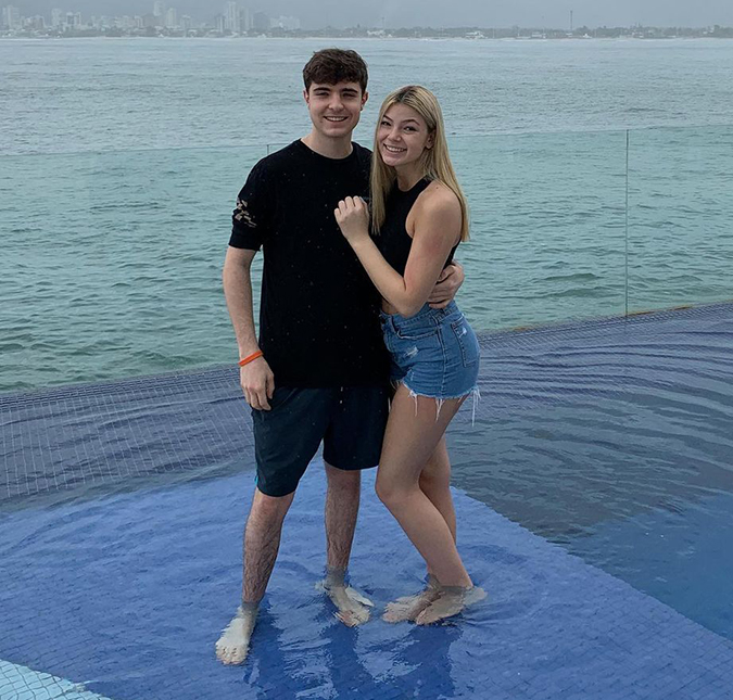 Filho de Gugu Liberato está morando nos Estados Unidos com namorada e lamenta que pai não a tenha conhecido