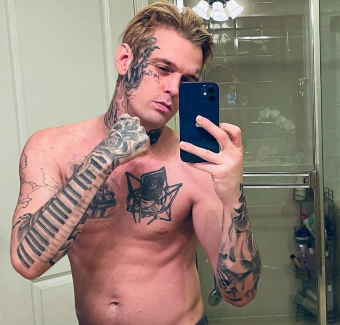 Aaron Carter se separa da esposa após oito dias dela dar à luz