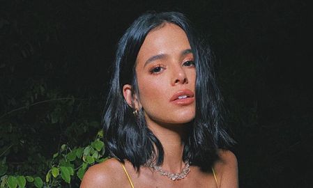 Bruna Marquezine rebate <i>haters</i> na <i>web: Me odeia porque sou gostosa</i>