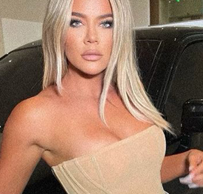 Khloé Kardashian recebe flores de Scott Disick, ex de Kourtney Kardashian