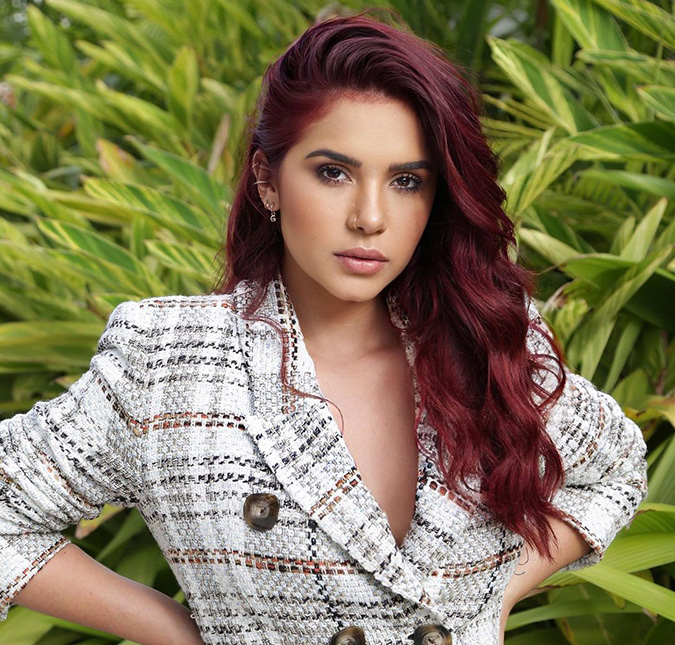 Gizelly Bicalho revela que está urinando sangue e vai embora da <i>Farofa da Gkay</i>