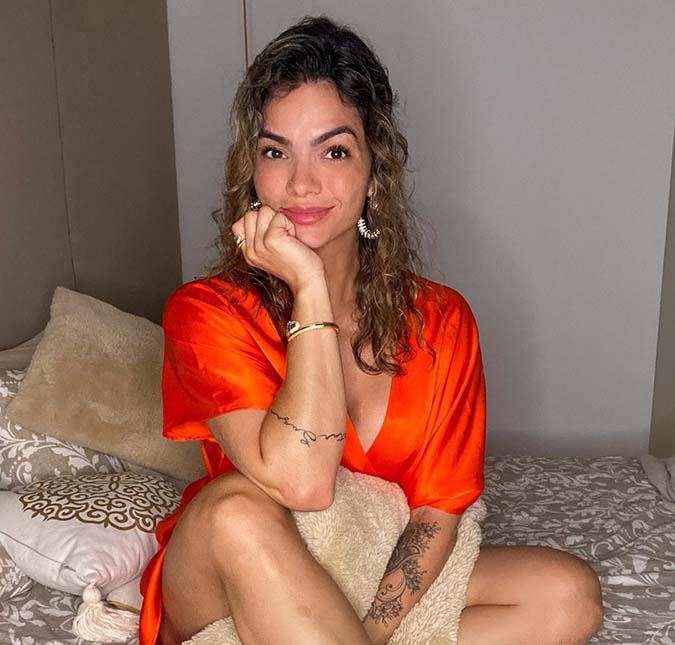 Kelly Key conscientiza <i>web</I> sobre câncer de pele no <i>Dezembro Laranja</i>, confira!