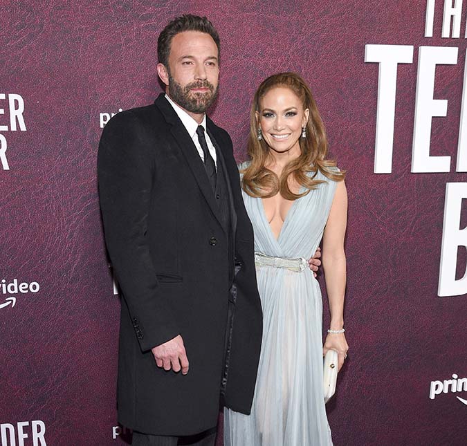 JLo fica brava com Ben Affleck após ator relacionar problemas com álcool à ex, Jennifer Garner, confira!