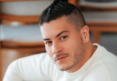 Arthur Aguiar sobre <i>single Regue o Amor: Assumi meus erros</i>