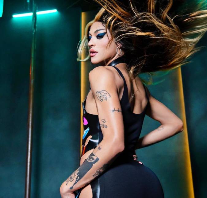 Pabllo Vittar fala sobre cirurgia no nariz: -<i>Se eu quero e eu posso, por que não?</i>