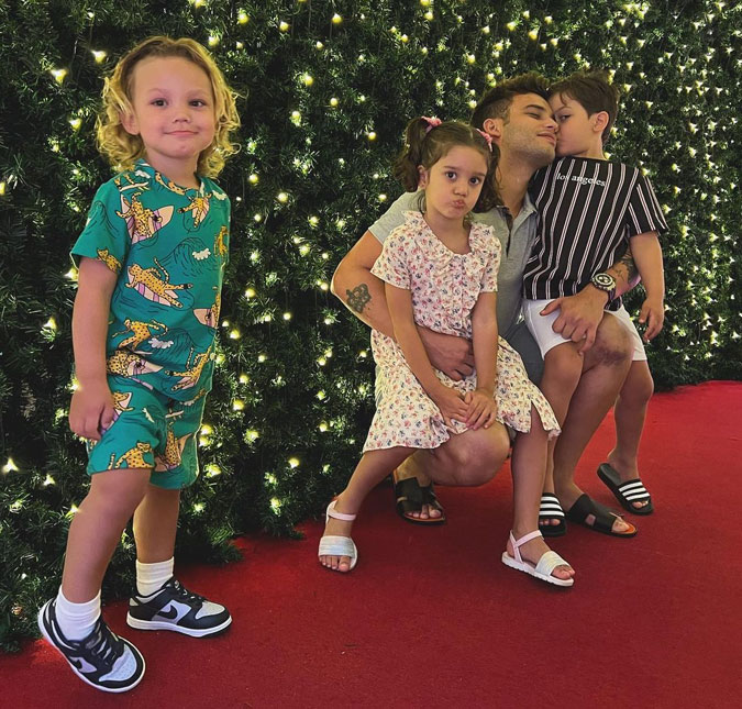 Jonathan Couto leva filhos para visitar exposição de Natal e lamenta falta de Josué
