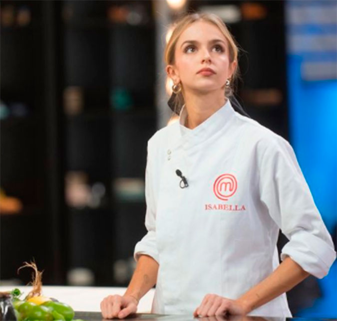 Campeã do <i>MasterChef Brasil</i> perdeu a sensibilidade no dedo após acidente na final