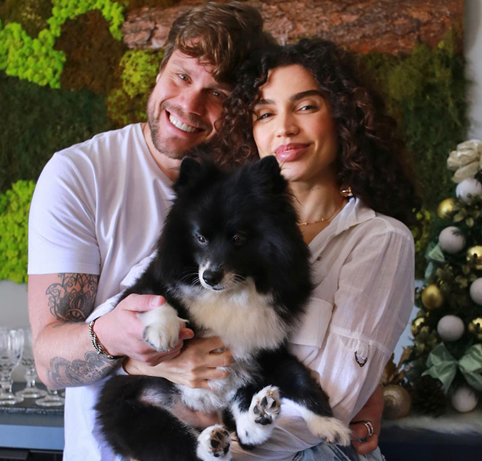 Campeã de <i>No Limite</i>, Paula Amorim anuncia gravidez e encanta <i>web</i> com vídeo