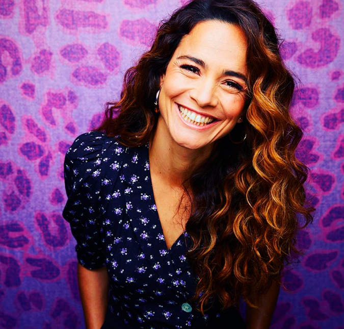Alice Braga reclama que número de seguidores influencia nos testes de elenco: <I>É inacreditável</i>