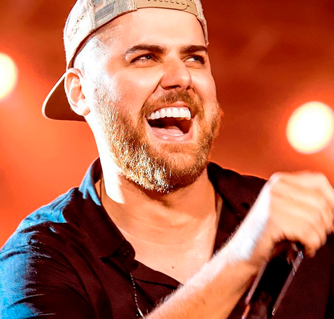Zé Neto cancela agenda de <i>shows</i>: <I>Já iniciou o novo tratamento e deverá ficar em repouso</i>