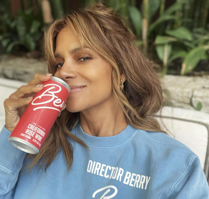 Halle Berry faz piada após ser confundida com atriz 34 anos mais nova