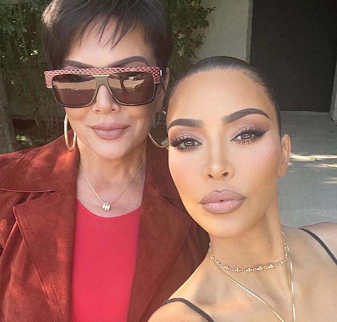 Kris Jenner escapa de pergunta sobre Kim Kardashian após Stormi interromper entrevista; confira!
