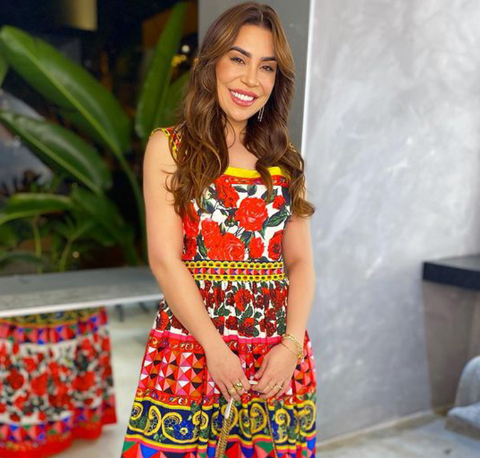 Naiara Azevedo deixou lançamentos agendados para ir ao <i>BBB</i>, diz colunista