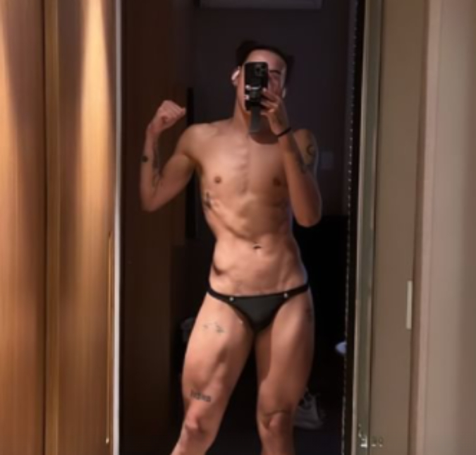 Pabllo Vittar exibe corpo musculoso ao posar de roupa íntima na <i>web</i>