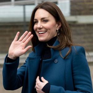 Kate Middleton aparece vestindo <I>look</i> repetido e baratinho; confira!