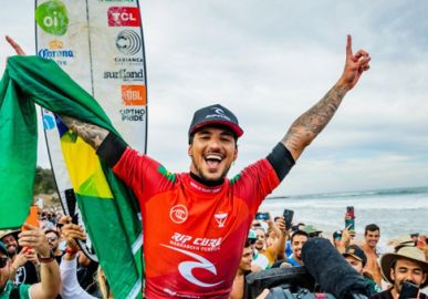 Gabriel Medina anuncia pausa no surfe para cuidar da saúde mental: <I>Cheguei no meu limite</i>