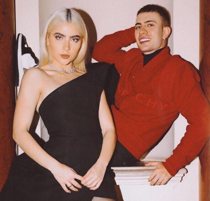 Jade também tem um irmão, Leo Picon, de 25 anos de idade. Inclusive, foi através dele que ela começou a conquistar seus primeiros seguidores. O influenciador já fazia alguns vídeos para a Internet, e quando a irmãzinha passou a aparecer em alguns deles, despertou a atenção do público.