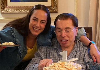 Silvia Abravanel revela que Silvio Santos nunca fez implante e que ele não usa peruca