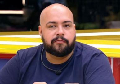 Tiago Abravanel mostra foto com Silvio Santos durante o <I>BBB22</i>, saiba mais!