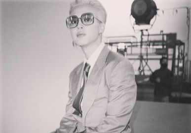 Jimin, do grupo <i>BTS</i>, passa por cirurgia de emergência e testa positivo para Covid-19