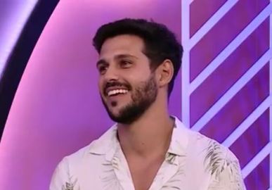 Fora do <i>BBB22</i>, Rodrigo descobre que foi <i>crush</i> de Anitta e reencontra ex-namorada: <i>Achei que já estava bloqueado</i>