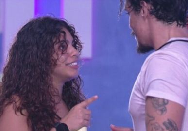 Maria e Eli terminam noite movimentando edredom; confira o que rolou na festa do líder do <i>BBB22</i>