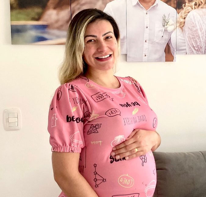 Grávida, Andressa Urach é internada com pressão alta e contrações: <i>Aceitamos orações</i>