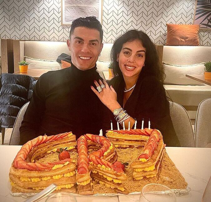 Cristiano Ronaldo comemora 37 anos de idade e faz reflexão: <i>A vida é uma montanha-russa</i>