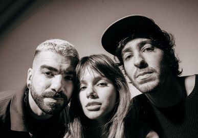 Duo <i>OUTROEU</I> se junta com Clarissa em <i>Delírio</i> e lança videoclipe