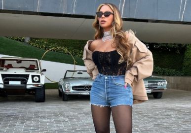 Justin Bieber, Beyoncé, Katy Perry... Veja os artistas que acompanharam o <I>Super Bowl</i>