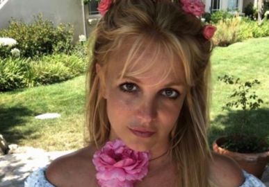 Britney Spears mostra carta que recebeu do Congresso dos Estados Unidos para contar sua história