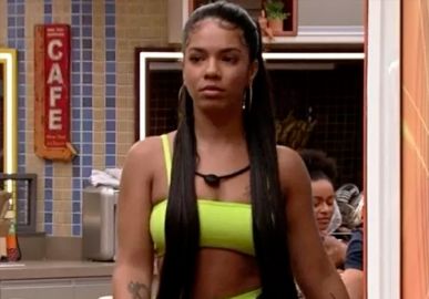 Ludmilla revela se Maria foi expulsa do <I>BBB22</i> usando a <i>lace</i> de Brunna Gonçalves