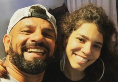 Pai de Maria diz estar chateado com expulsão da filha do <i>BBB22</i> por agressão