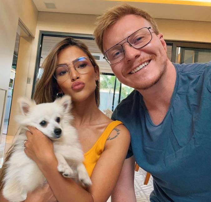 Gabi Luthai faz <I>tour</i> pela casa e mostra áreas comuns, veja!