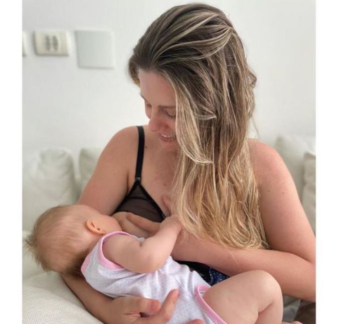 É claro que um clique de Daiana deveria ter por aqui, né? Rotina característica de um bebê. É claro que um clique de Daiana deveria ter por aqui, né? Rotina característica de um bebê.