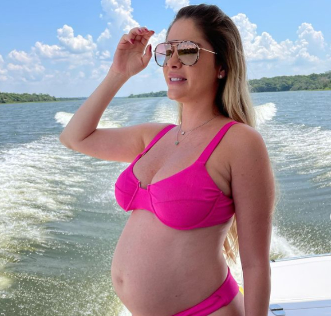 Bárbara Evans fala sobre estrias durante a reta final da gravidez