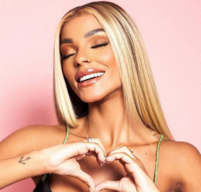 Brunna Gonçalves se diverte nas redes sociais após ser eliminada do <i>BBB22</i>: <i>Rindo com os memes</i>
