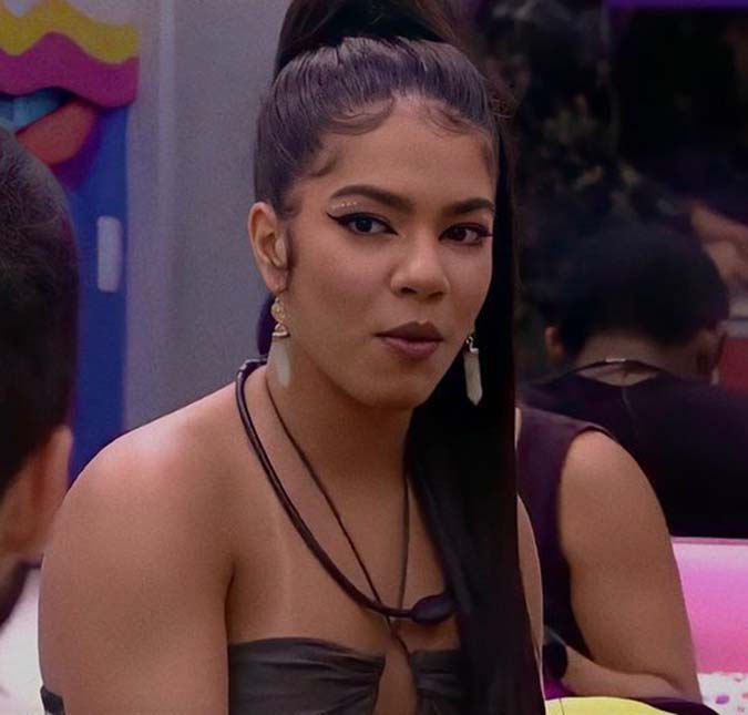 Ex-<i>BBB</i> Maria rebate comentário de internauta sobre Eliezer: <i>Também sou galinha</i>
