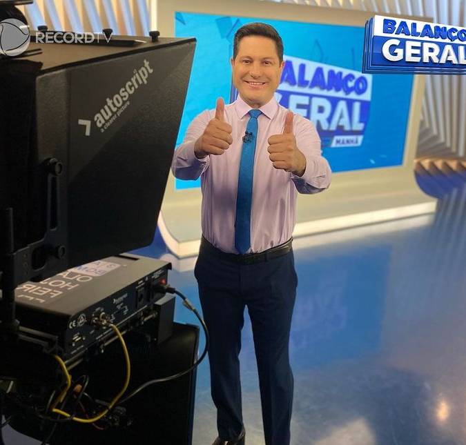 Apresentador do <I>Balanço Geral Manhã</i>, Eleandro Passaia anuncia volta ao programa da <I>Record TV</i>