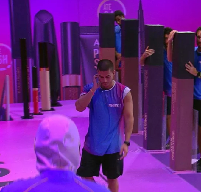 Arthur Aguiar é o segundo a deixar a prova do líder no <I>BBB22</i>
