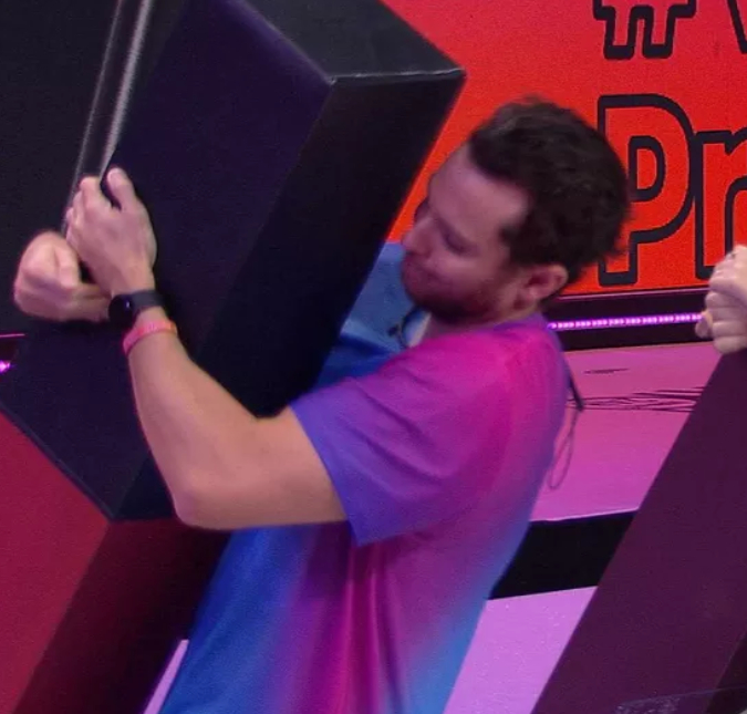 Reclamando de dor de garganta, Lucas é o sétimo a deixar a prova do líder no <I>BBB22</i>