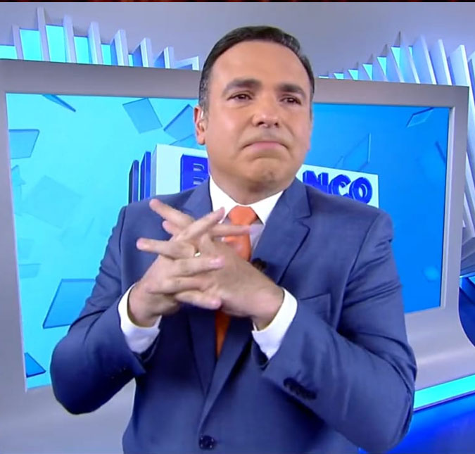 De volta ao trabalho, Reinaldo Gottino se emociona: -<i> Entrei em pânico</i>