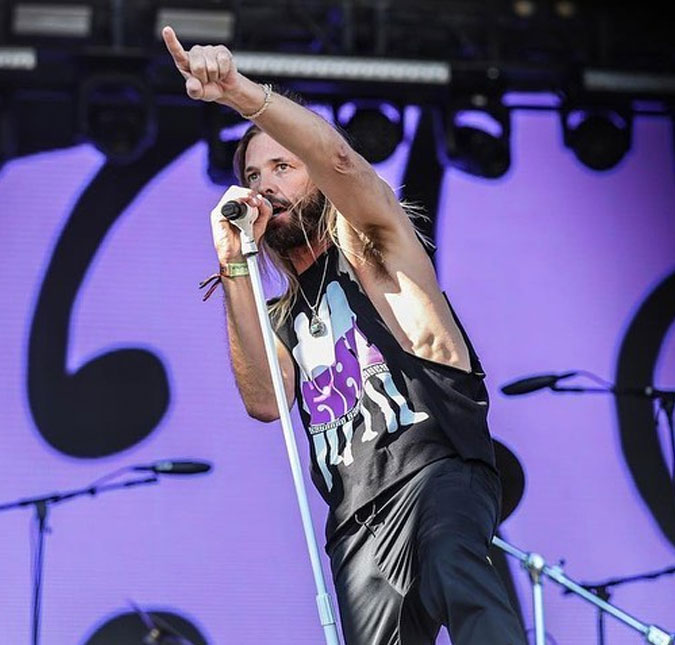 Corpo de Taylor Hawkins, baterista do <i>Foo Fighters</i>, foi entregue à família, diz jornal