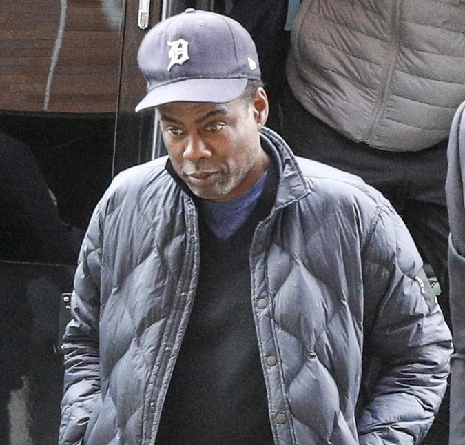 Chris Rock faz primeiro <i>show</i> de comédia após levar tapa de Will Smith no <i>Oscar</i>; ingressos foram vendidos por milhares de dólares