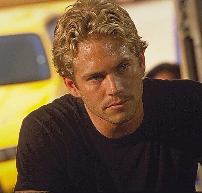 Óculos de sol que Paul Walker usava no dia do acidente fatal vai ser devolvido à família
