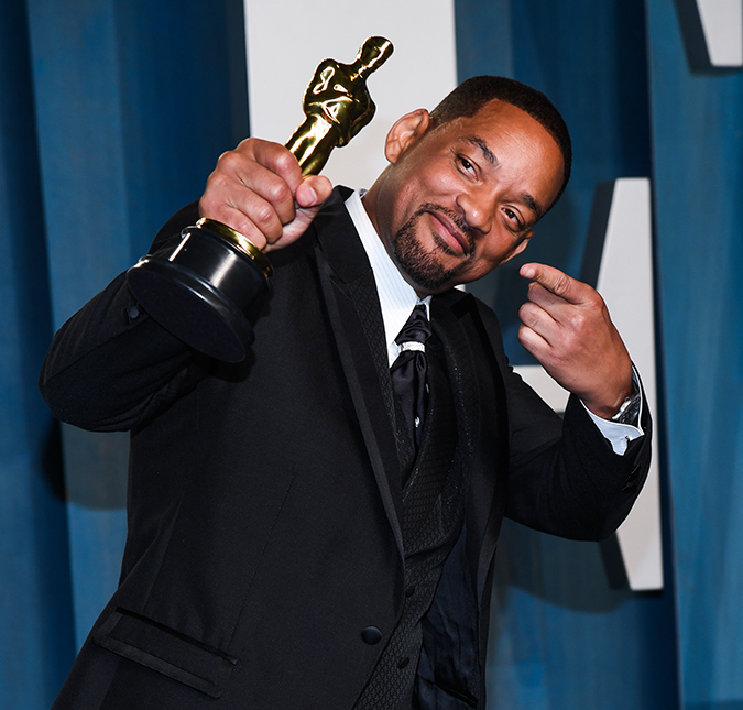 Will Smith renuncia à Academia do <i>Oscar</i> após tapa em Chris Rock