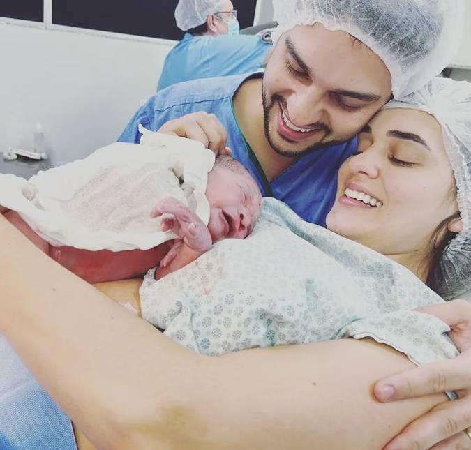 Irmão de Rodrigo Mussi anuncia o nascimento do primeiro filho: <I>O Luca nasce, o Rodrigo renasce!</i>